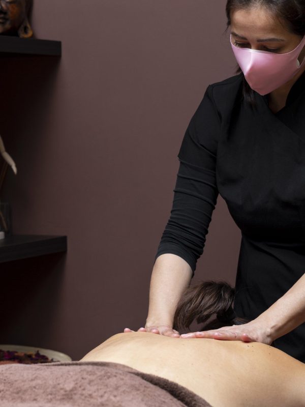 woman-relaxing-beauty-salon